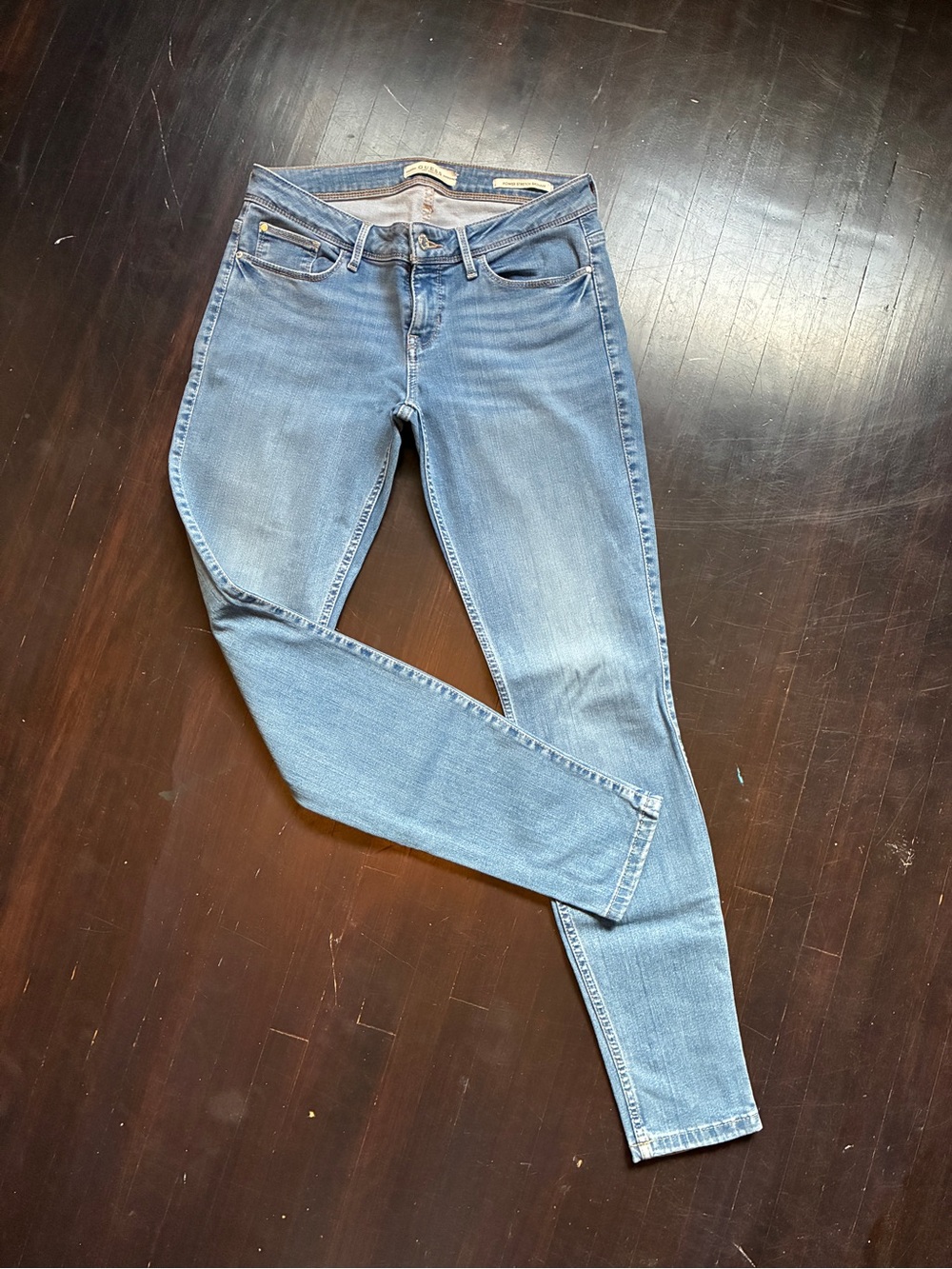 Guess Light Blue Women’s Skinny Jeans, size 28